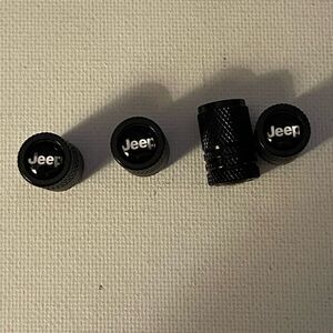 Jeep Valve Stem Caps in Black set of 4 NWT
